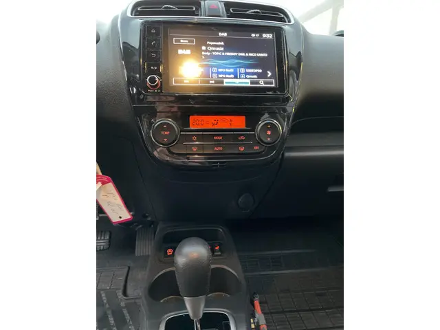 Mitsubishi Space Star 1.2 Intense 2021 Benzine 21