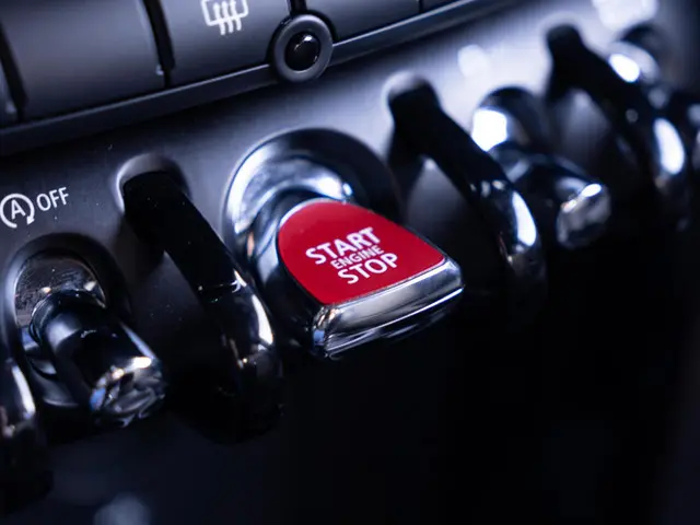 MINI 3-Deurs Cooper Aut. 2023 Benzine 26