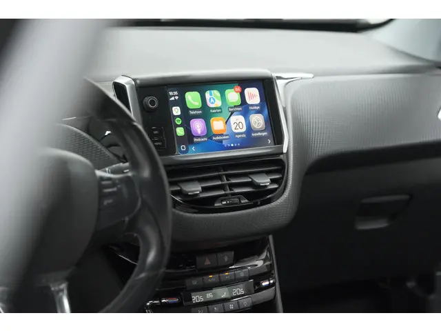 Peugeot 208 PureTech 110 Tech Edition 2018 Benzine 75