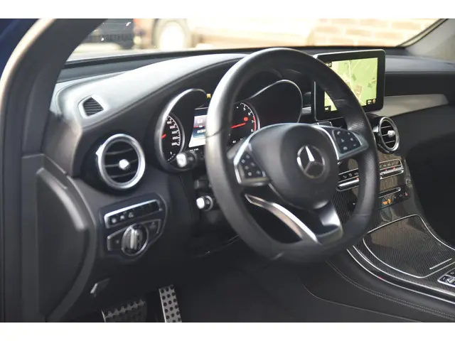 Mercedes-Benz GLC AMG 43 4MATIC 2016 Benzine 4