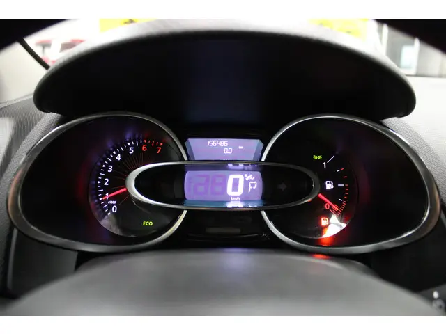 Renault Clio 1.2 TCe Zen Automaat 2016 Benzine 17