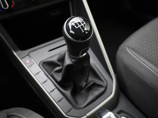 Volkswagen Polo 1.0 TSI Comfortline 2018 Benzine 26