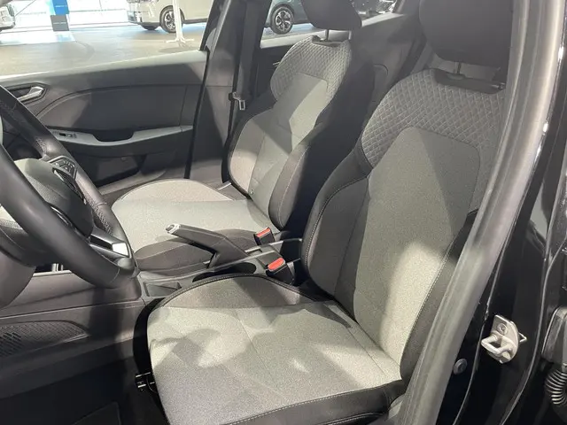 Renault Clio 1.0 TCe 90 GPF evolution 2024 Benzine 7