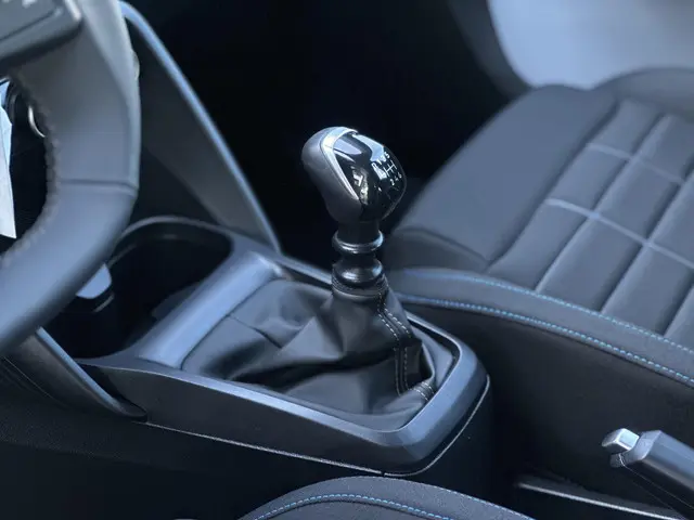 Citroën C3 1.2 Turbo 100pk Plus 2025 Benzine 19