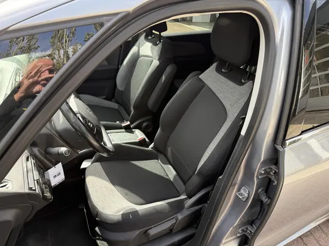 Citroën C4 Picasso 1.2 PureTech Feel 2017 Benzine 9