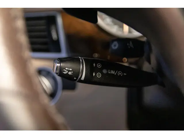 Mercedes-Benz GLE 500 e 4MATIC 2016 Hybride Benzine 24