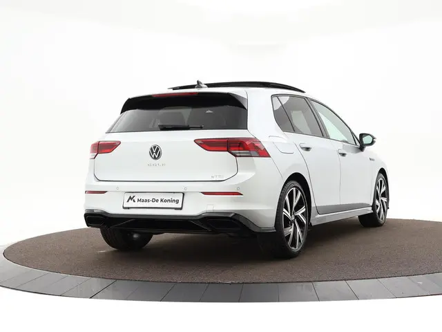 Volkswagen Golf 2
