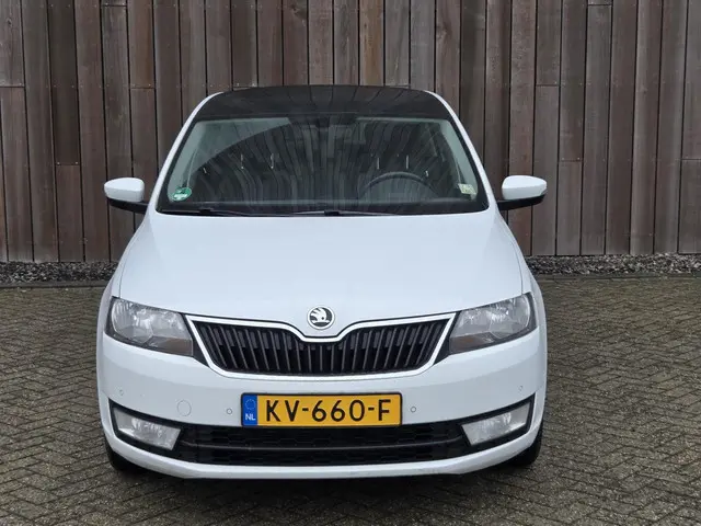 Škoda Rapid Spaceback 1.2 TSI Greentech JOY 2017 Benzine 4