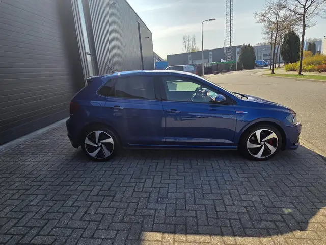 Volkswagen Polo 2.0 TSI GTI 2019 Benzine 9