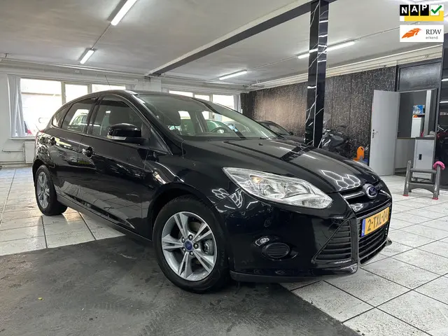Ford Focus 1.0 EcoBoost Edition 2014 Benzine