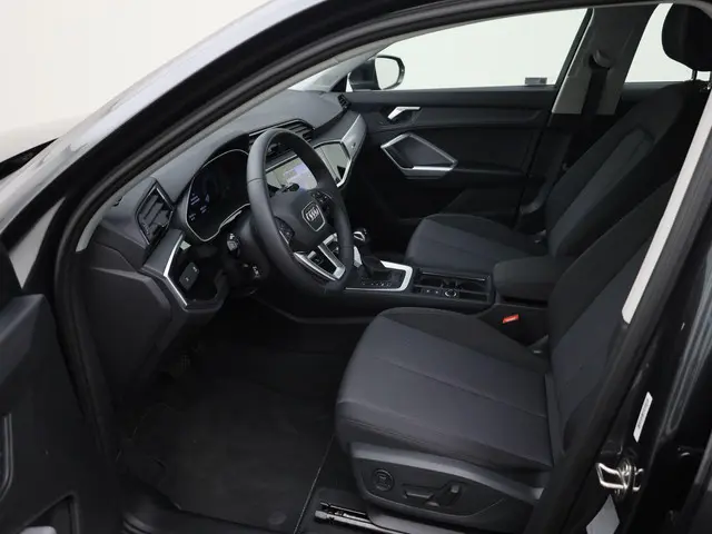 Audi Q3 Sportback 35 TFSI/150PK S Line 2024 Benzine 17