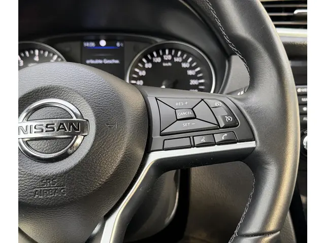 Nissan QASHQAI 1.3 DIG-T Pano/Navi/Camera 2021 Benzine 22
