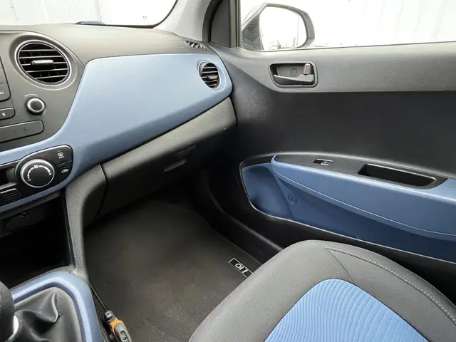 Hyundai i10 1.0i i-Motion Comfort 2015 Benzine 56