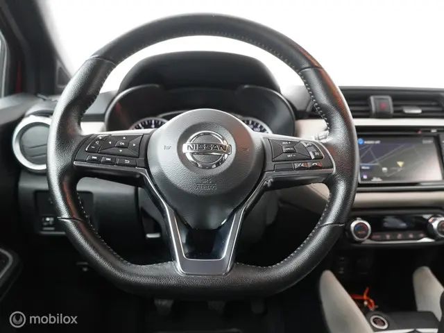 Nissan Micra 0.9 IG-T Tekna 2017 Benzine 12