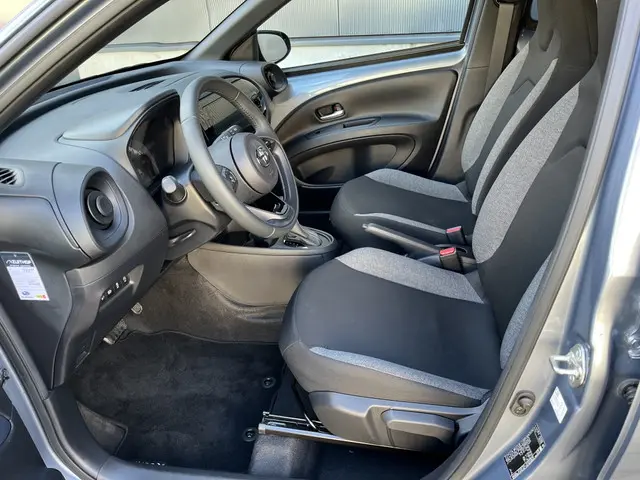 Toyota Aygo X 1.0 VVT-i S-CVT Puls 2024 Benzine 6
