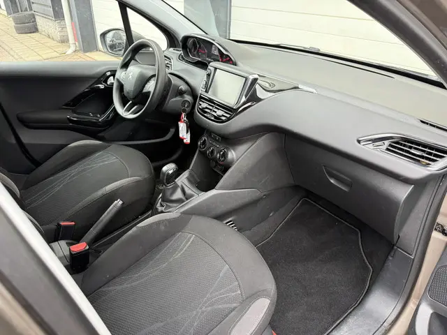 Peugeot 208 1.0 PureTech|Airco|Nieuwe riem 2015 Benzine 21