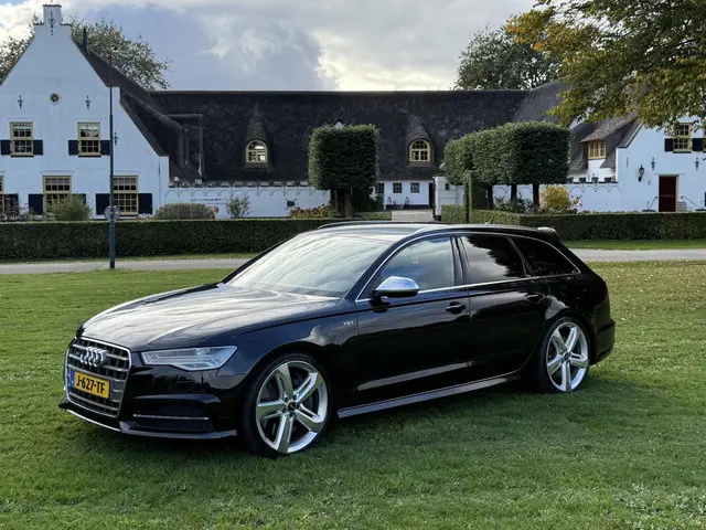 Audi A6 2