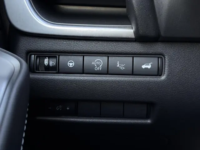 Nissan QASHQAI 1.3 MHEV Xtronic N-Connecta 2025 Benzine 22