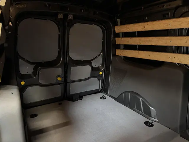 Ford Transit Connect 1.5 EcoBlue L2 Trend 2024 Diesel 3