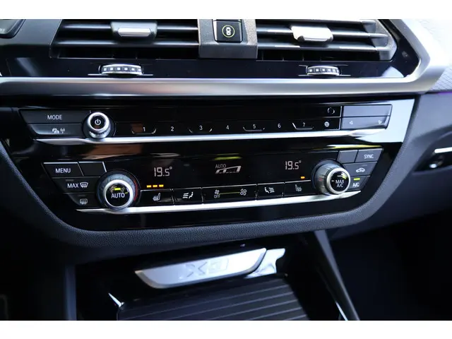 BMW X3 xDrive20i 2020 Benzine 37
