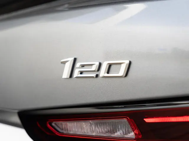 BMW 1 Serie 120 2025 Benzine 16