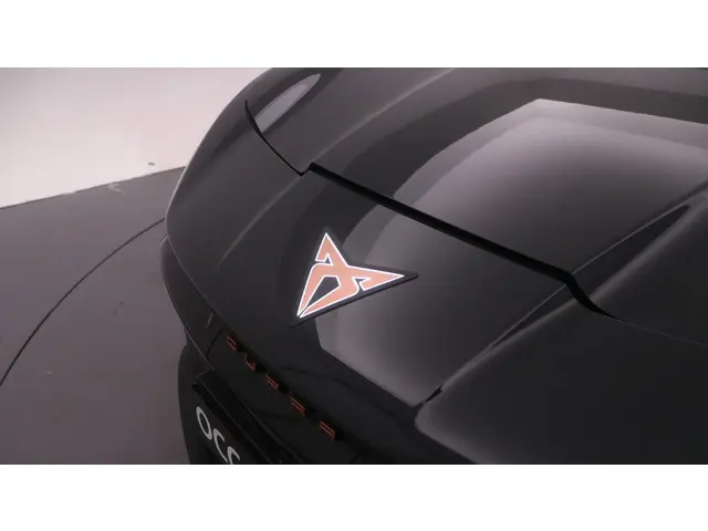 CUPRA Tavascan Adrenaline 82 kWh 2025 Elektrisch 25