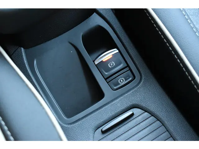 Renault Clio TCe 90 GPF techno 2024 Benzine 21