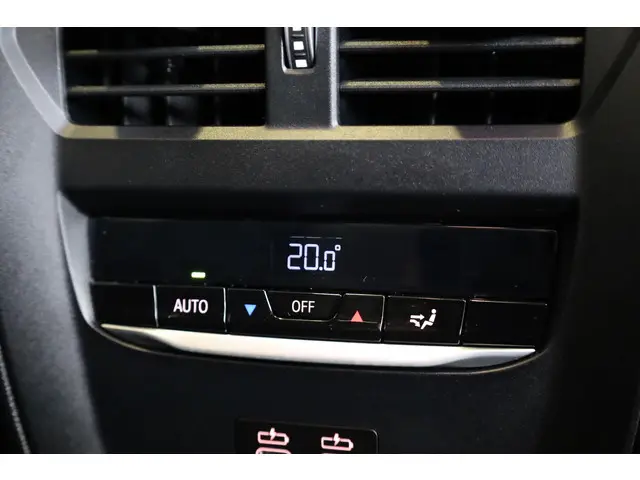 BMW i4 eDrive40 2023 Elektrisch 21