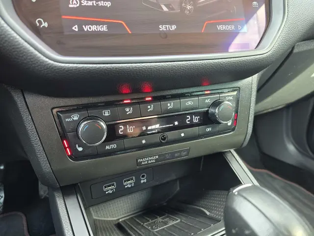 SEAT Ibiza 1.0 TSI FR Business |Automaat|Navi ! 2019 Benzine 24