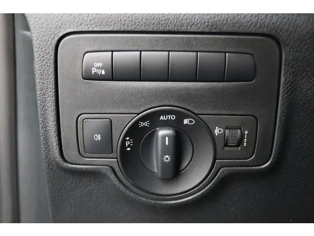 Mercedes-Benz Vito 114 CDI Lang DC Comfort 2018 Diesel 29