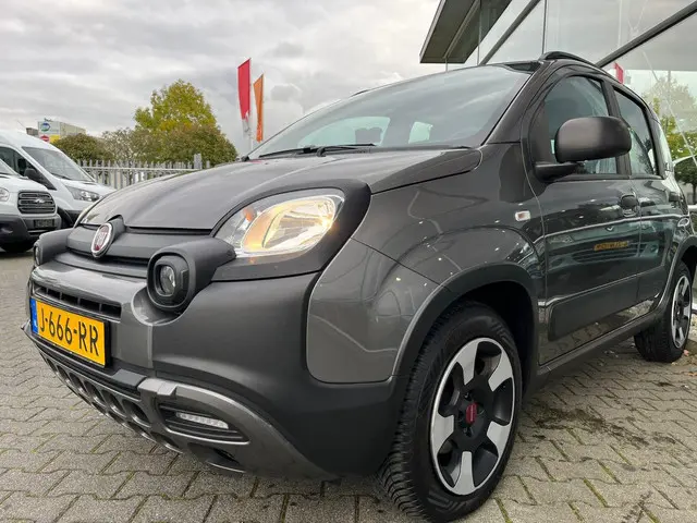 Fiat Panda 1.0 Hybrid City Cross 2020 Benzine 7