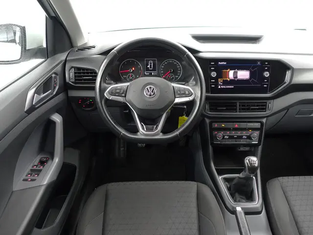Volkswagen T-Cross 1.0 TSI R line- 2019 Benzine 6