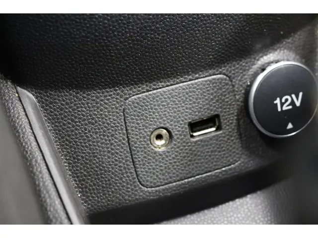 Ford Fiesta 1.0 Style |Navi|Airco|Bluetooth| 2014 Benzine 10