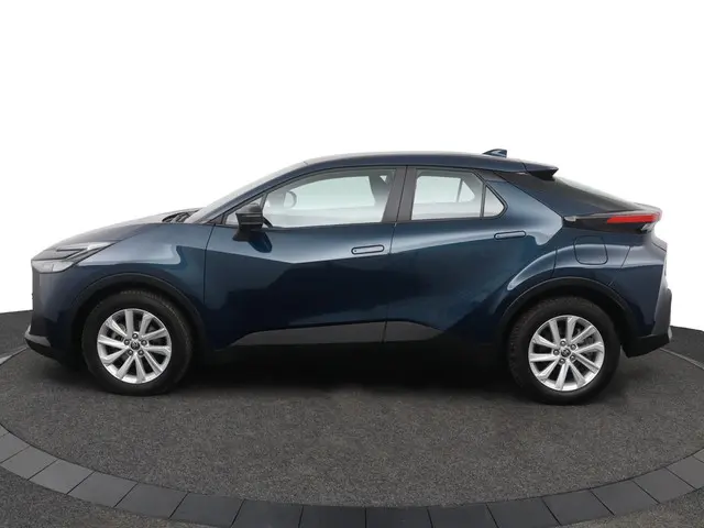 Toyota C-HR 1.8 Hybrid 140 2024 Hybride Benzine 3