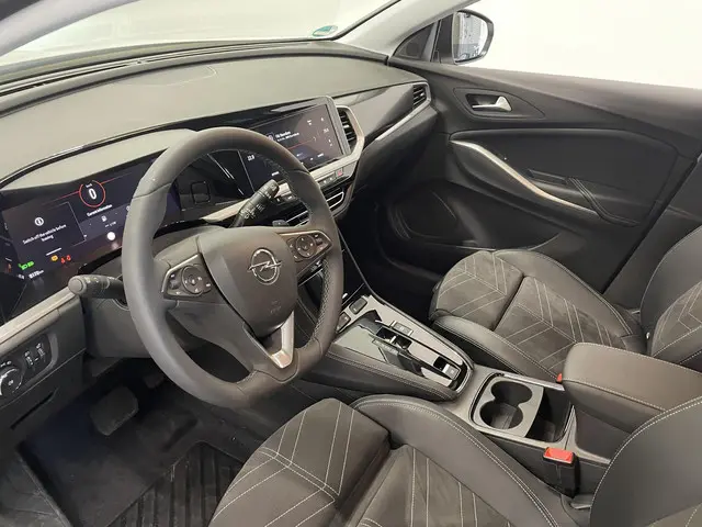 Opel Grandland 1.2 Turbo GS Auto. 2024 Benzine 19