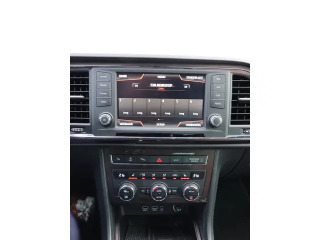 SEAT Ateca 1.4 EcoTSI 150PK DSG Xcellence 2018 Benzine 18