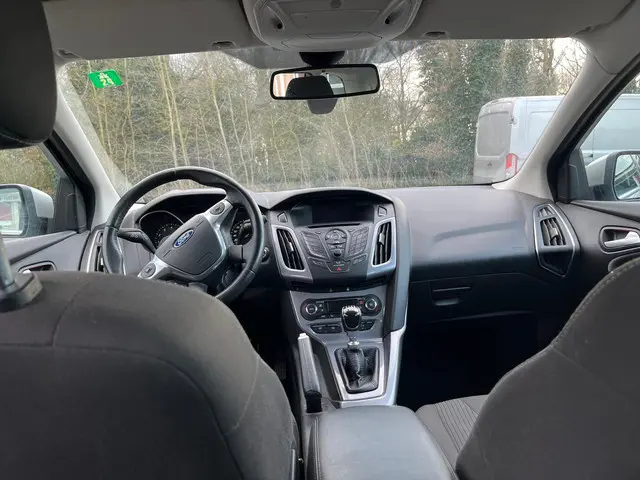 Ford Focus Wagon 1.0 EcoBoost Edition Plus 2014 Benzine 19