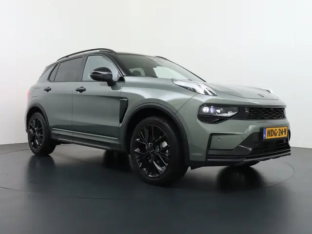 Lynk & Co 01 2