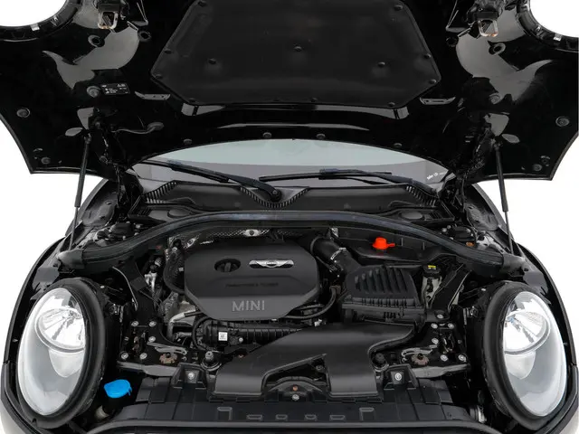 MINI Clubman Mini 1.5 Cooper Business 2015 Benzine 26