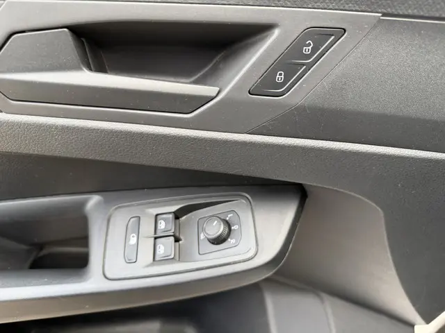 Volkswagen Caddy Cargo 2.0 TDI Comfort 2023 Diesel 42