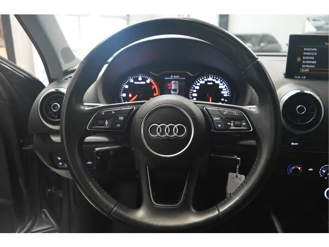 Audi A3 Limousine 1.5 TFSI CoD 2017 Benzine 13