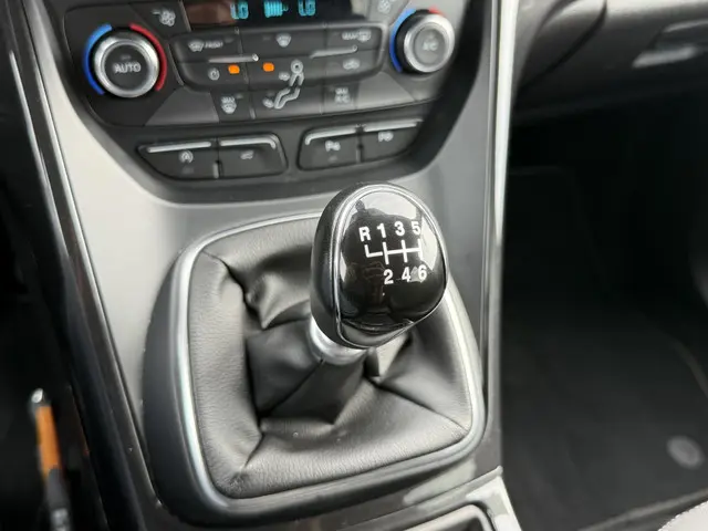 Ford Kuga 1.5 EcoBoost Titanium 2017 Benzine 21