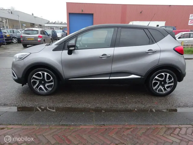 Renault Captur 0.9 TCe Dynamique Keyless!! 2013 Benzine 2