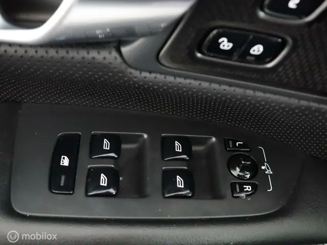 Volvo V90 2.0 T4 R-Design | ACC | PILOT | LEER | 2019 Benzine 60