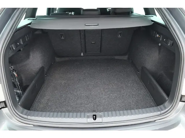 Škoda Octavia Combi 2.0 TDI 2024 Diesel 27