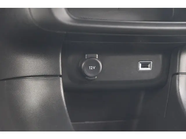 Citroën C3 PureTech 82 C-Series 2022 Benzine 39