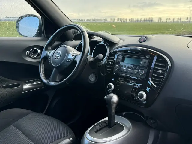 Nissan Juke 1.6 Acenta AUTOMAAT NIET 100 2013 Benzine 10