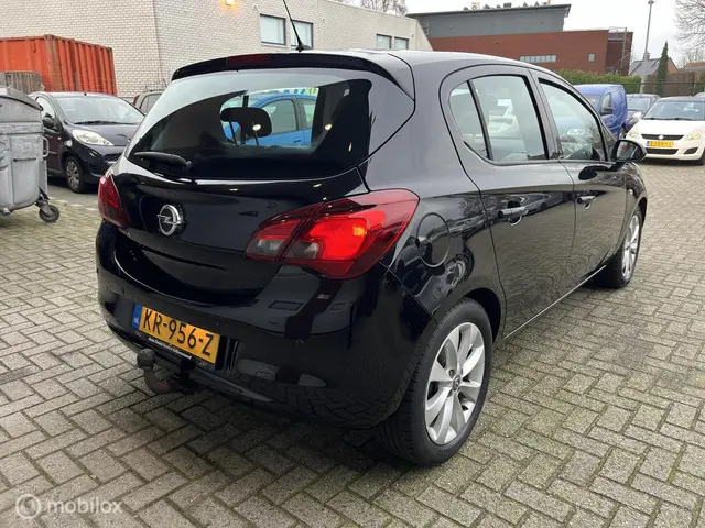 Opel Corsa 1.4 Edition AIRCO*CRUISE* 2016 Benzine 4