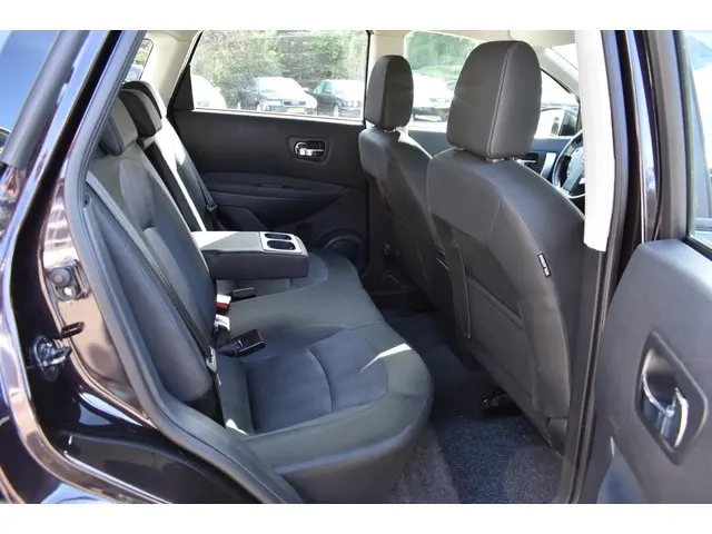 Nissan QASHQAI 1.6 Visia 2013 Benzine 12