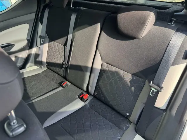 Nissan Micra 1.0 IG-T N-Connecta camera 2019 Benzine 36